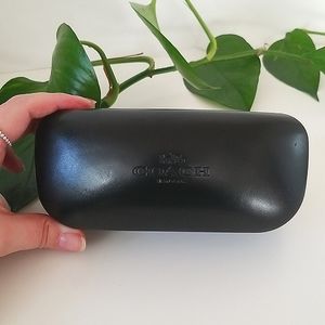 EUC Coach Black Oversized Clamshell Sunglasses Case, XL, Eyewear